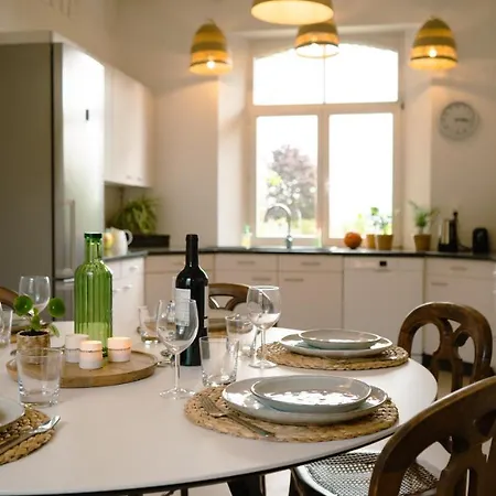 Les 3 Bilobas بيت للعطل Heron